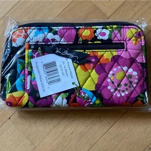 Vera Bradley Pouch